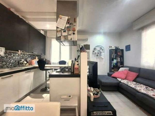 Appartamento in affitto a Centro Direzionale, Prato