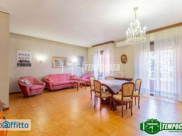 Appartamento in affitto a Municipio 9, Milano