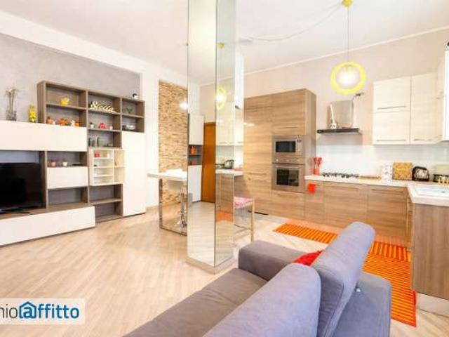 Appartamento in affitto a Municipio 9, Milano