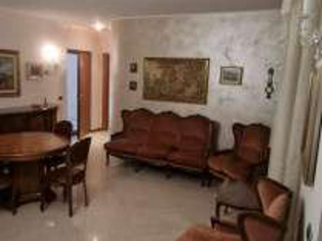 Appartamento in affitto a Romano Di Lombardia, Lombardia