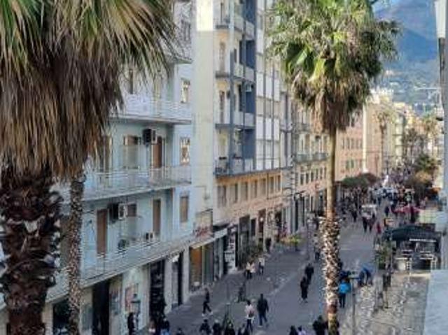Appartamento in affitto a Salerno, Campania