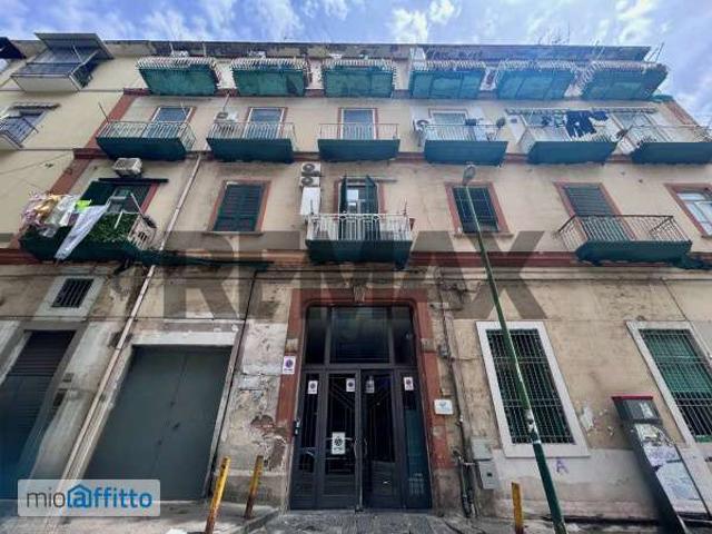 Appartamento in affitto a Municipalità 3, Campania