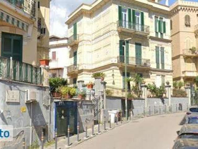 Appartamento in affitto a Municipalità 3, Campania