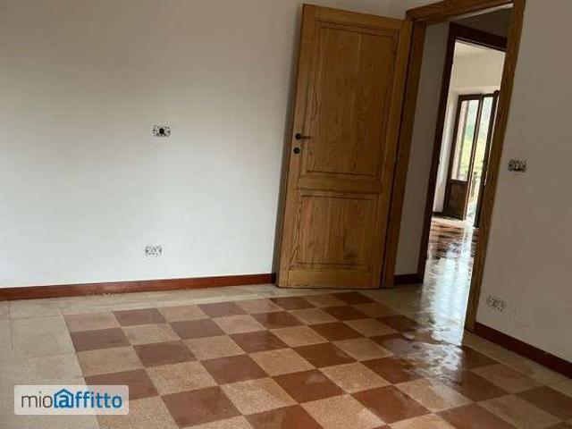 Appartamento in affitto a Marche, Macerata