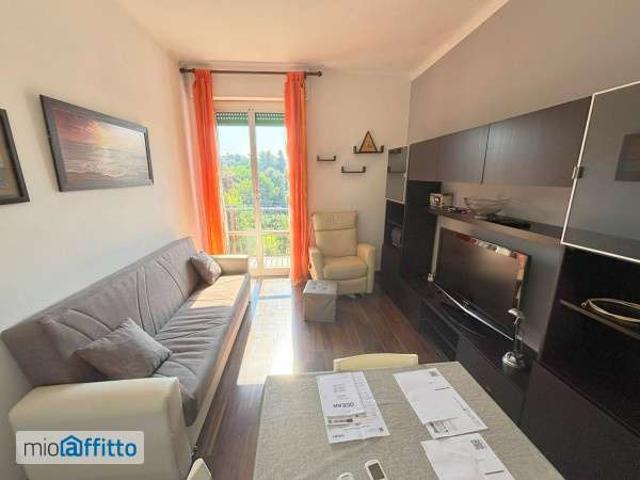 Appartamento in affitto a Medio Ponente, Serra Riccò