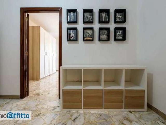 Appartamento in affitto a Municipalità 3, Campania