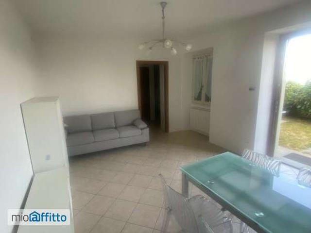 Appartamento in affitto a Brisino, Piemonte