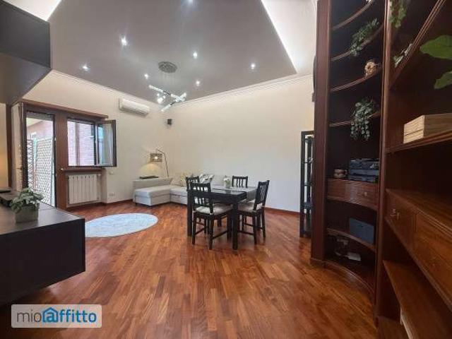 Appartamento in affitto a Ponte Linari, Roma Capitale