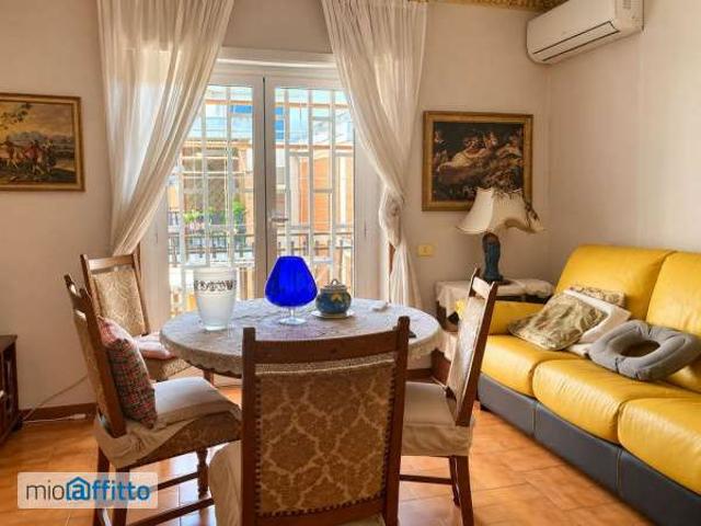 Appartamento in affitto a Romanina, Roma