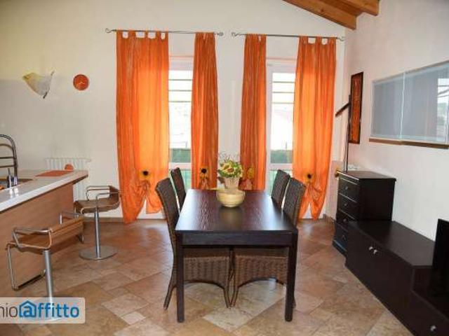 Appartamento in affitto a Varese, Lombardia