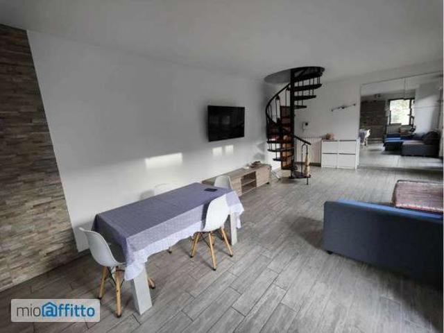 Appartamento in affitto a Sant'Albino, Monza