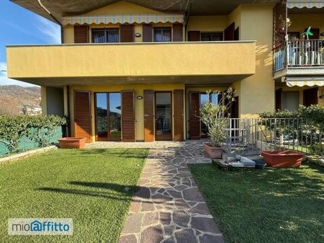 Villa Indipendente in affitto a Monte Cucco, Villa D'adda