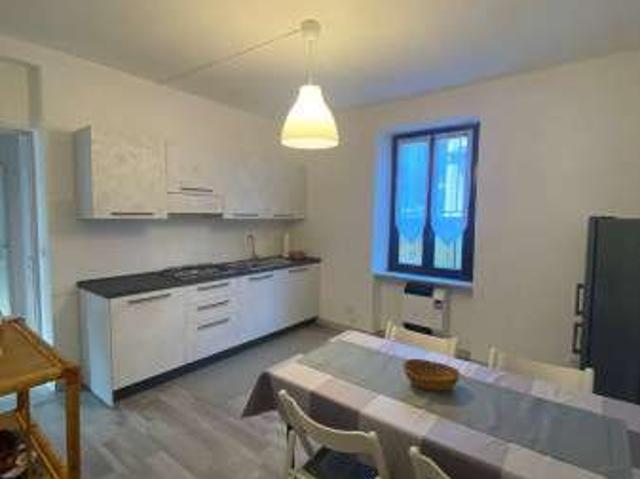 Villa Indipendente in affitto a Saretto, Piemonte