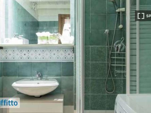 Appartamento in affitto a Trenno, Milano