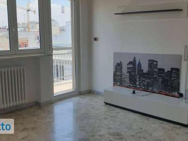 Appartamento in affitto a Municipio 1, Puglia