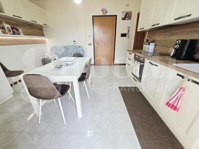 Appartamento in vendita a Bastia Umbra, Umbria