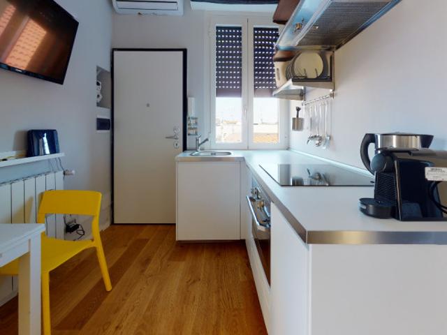 Appartamento in affitto a Ticinese, Milano