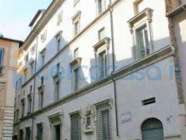 Appartamento in affitto a Municipio Roma I, Roma Capitale