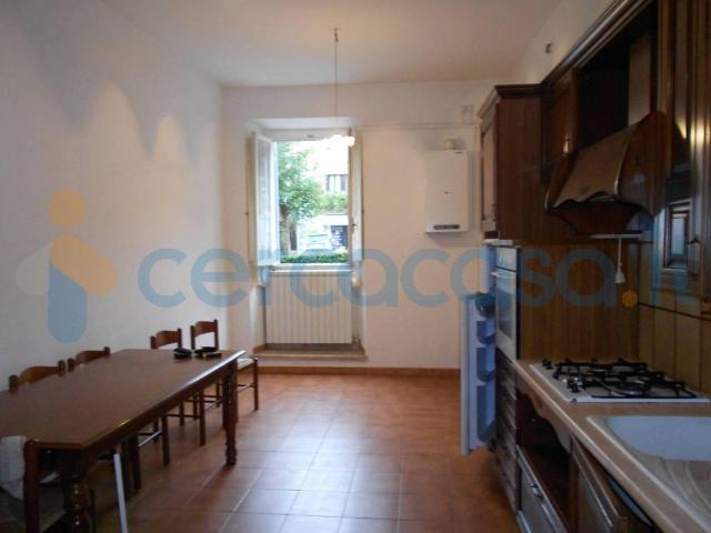 Appartamento in affitto a Ronciglione, Viterbo
