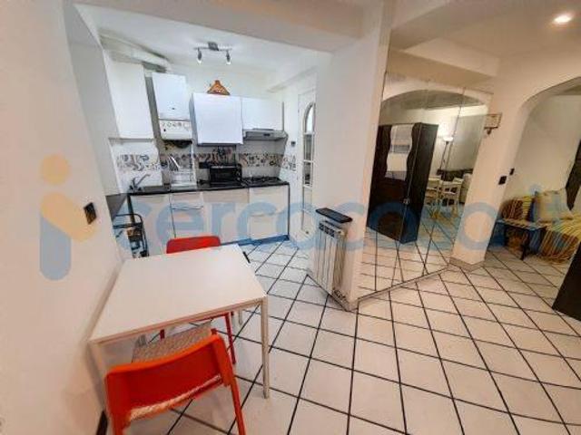 Appartamento in affitto a Centro Est, Serra Riccò