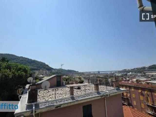 Appartamento in affitto a Certosa, Genova