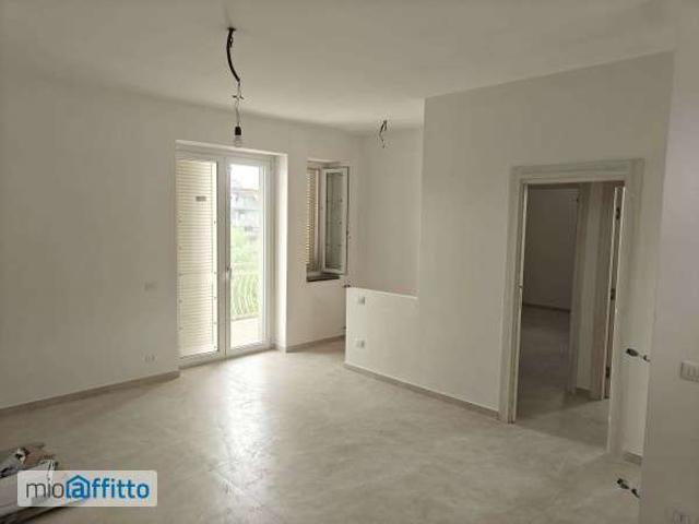 Appartamento in affitto a Brusciano, Campania