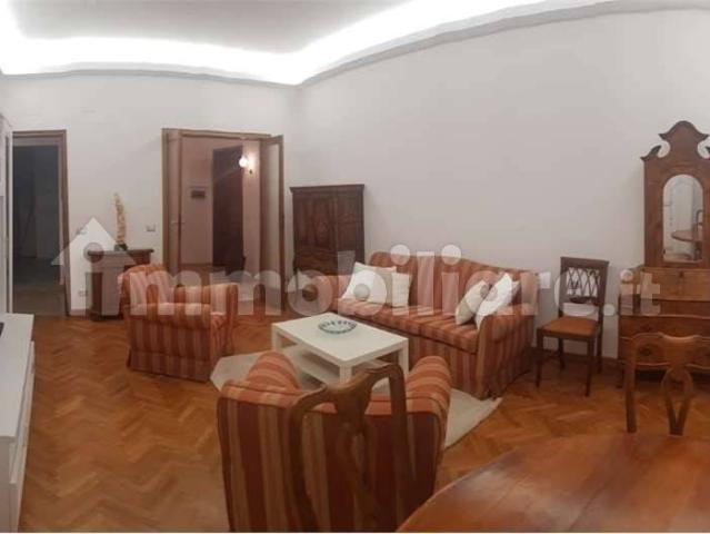 Appartamento in affitto a Municipio Roma IX, Roma Capitale