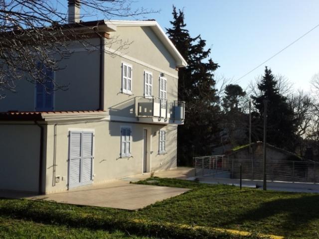 Appartamento in affitto a Morro D'oro, Abruzzo