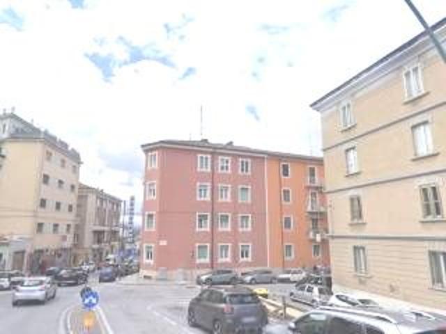 Appartamento in vendita a Campobasso, Molise
