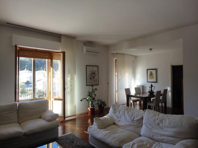 Appartamento in vendita a Macine, Marche