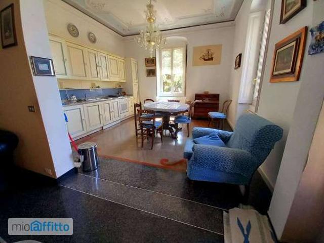 Appartamento in affitto a Centro Est, Serra Riccò