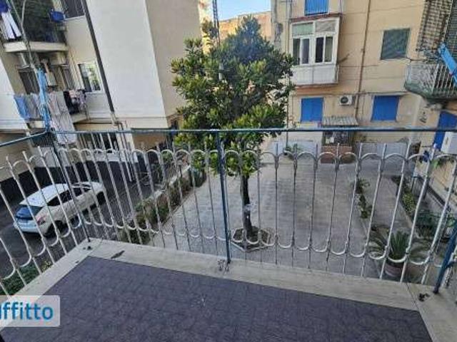 Appartamento in affitto a Casoria, Campania
