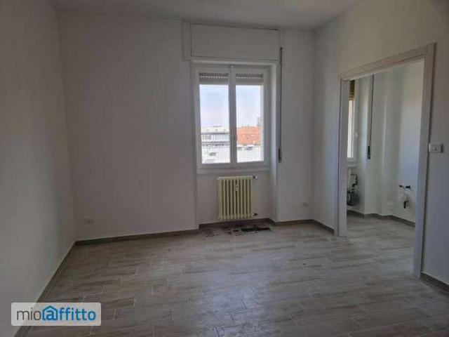 Villa Indipendente in affitto a Municipio 8 di Milano, Milano