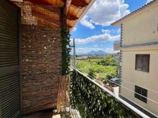 Appartamento in affitto a Paratina, Campania