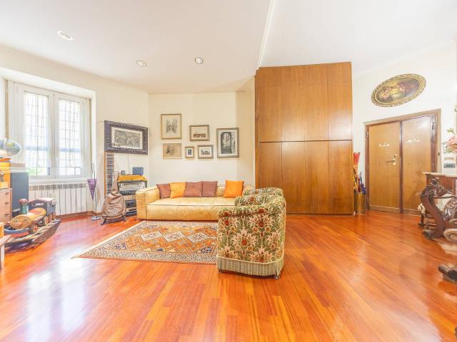 Appartamento in vendita a Montecompatri