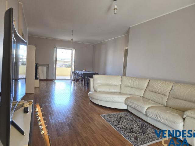 Appartamento in vendita a Valenzano San Lorenzo, Puglia