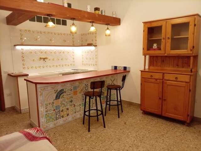 Appartamento in affitto a Biddanoa/Villanova, Cagliari