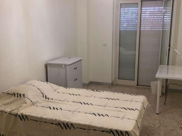 Stanza in affitto a Municipalità 5, Campania