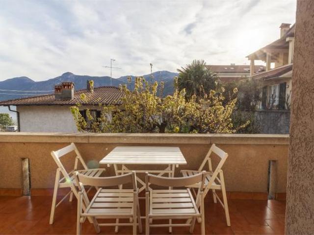 Appartamento in vendita a Lierna, Lombardia