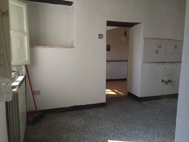 Appartamento in vendita a Buti, Toscana