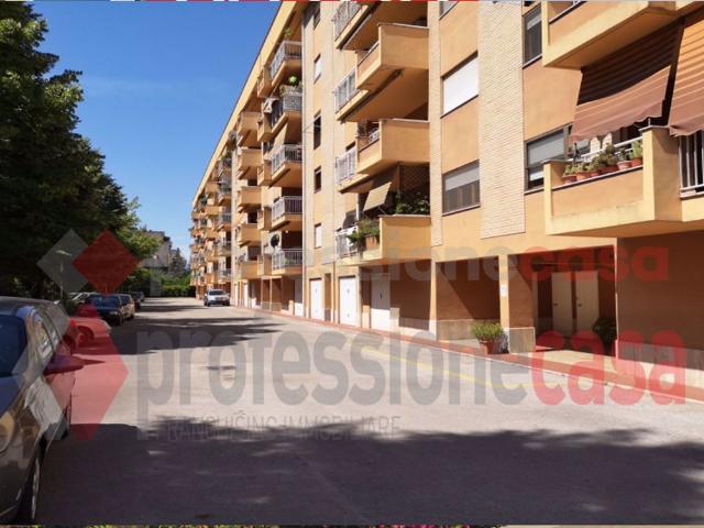 Appartamento in vendita a Frosinone, Lazio