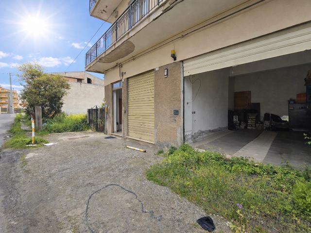 Appartamento in vendita a Cannistrà, Barcellona Pozzo Di Gotto