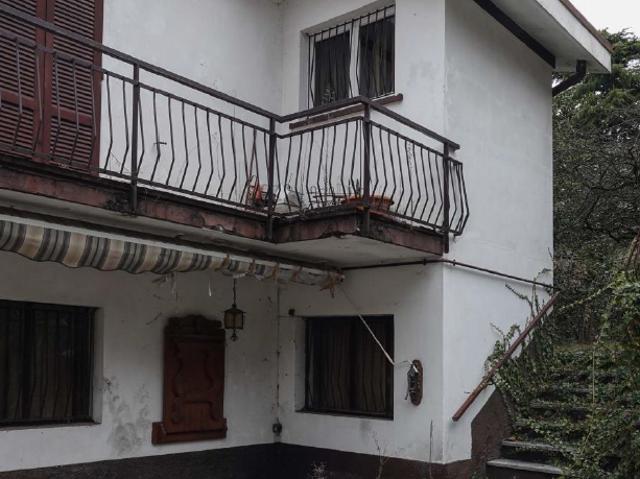 Appartamento in vendita a Travaino, Caronno Varesino