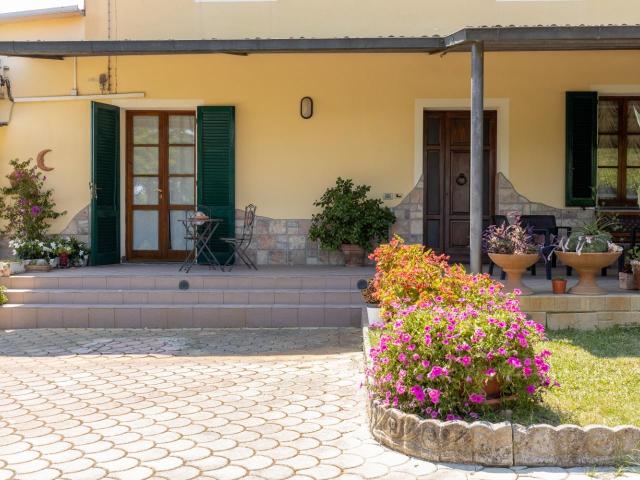 Appartamento in vendita a Cerretti, Santa Maria a Monte