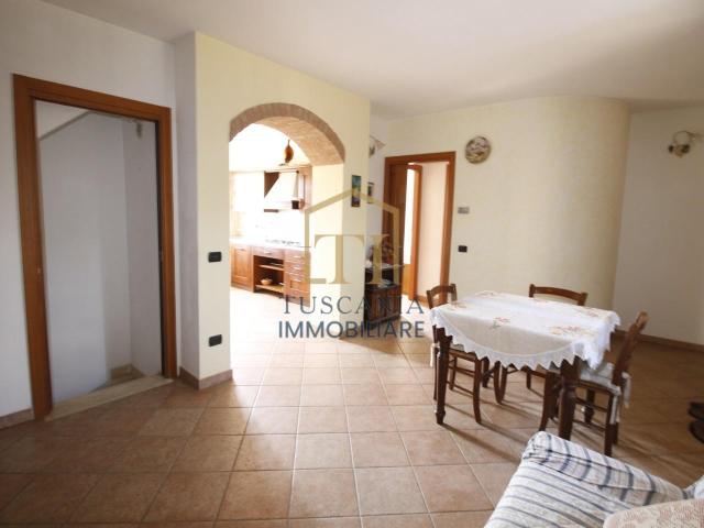 Appartamento in vendita a Colle Di Val D'elsa, Toscana