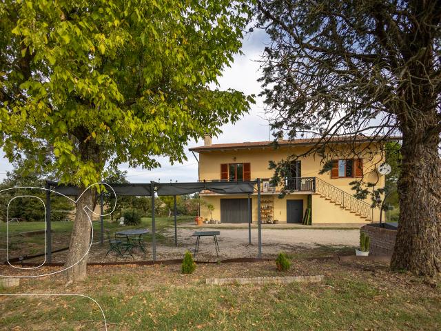 Appartamento in affitto a Fratta Todina, Umbria