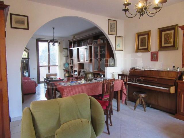 Appartamento in vendita a Bivio Di Ravi, Toscana
