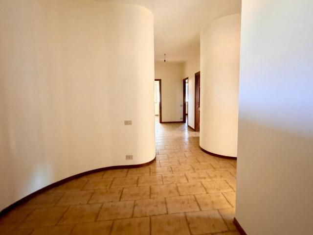 Appartamento in vendita a Tonfano, Toscana