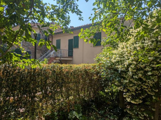 Appartamento in vendita a Volterra, Pisa