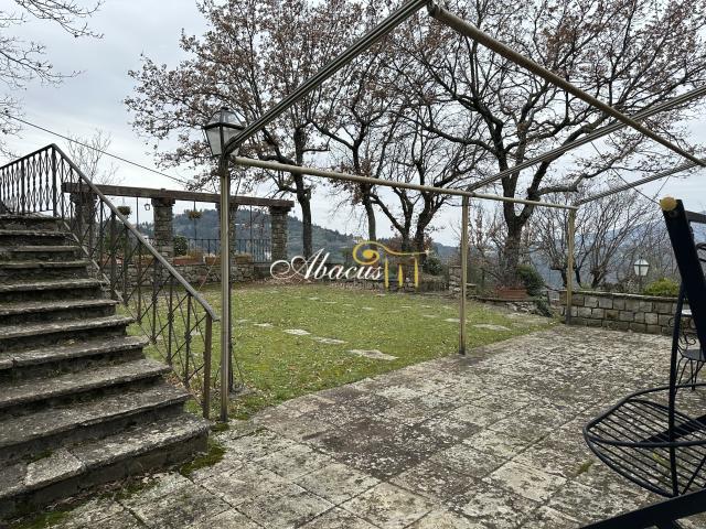Villa Indipendente in vendita a Fiesole, Toscana